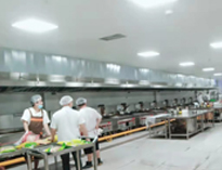 四川商用廚具設(shè)備制造廠(chǎng)家和你聊聊川菜廚房應(yīng)該如何設(shè)計(jì)